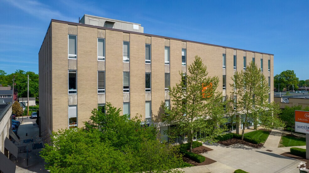 More Photos Of 4400 N High St, Columbus Coworking Space