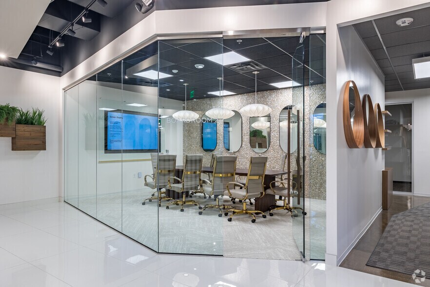 More Photos Of 3100 Interstate N Cir, Atlanta Coworking Space