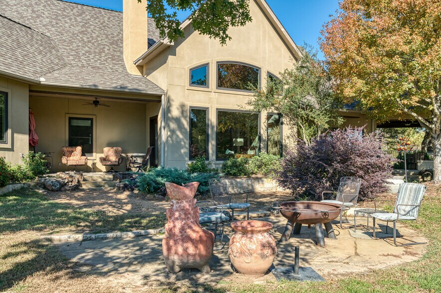 More Photos Of 2261 TX-276, Emory Specialty For Sale