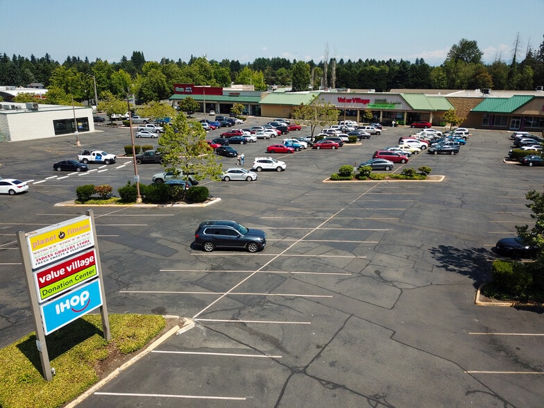 More Photos Of 24034 104th Ave SE, Kent Freestanding For Sale