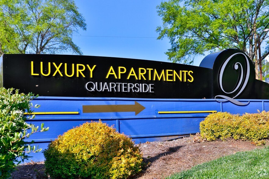 More Photos Of 810 E 7th St, Charlotte Apartments For Lease