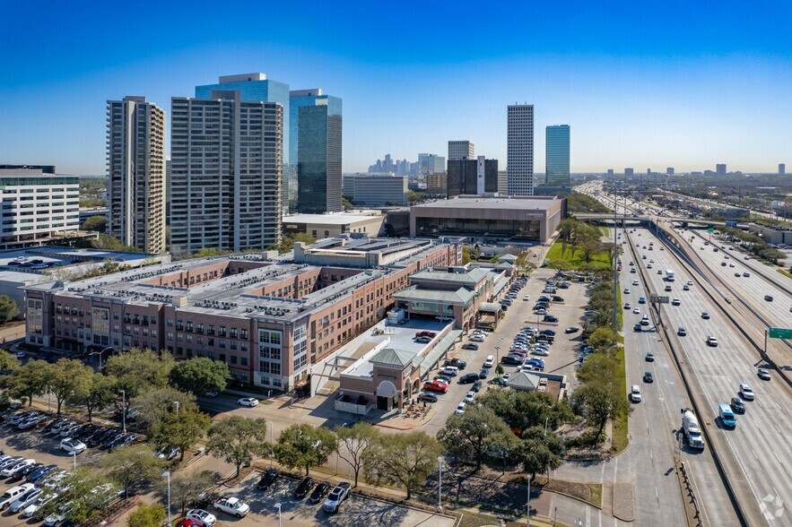 More Photos Of 3800 Southwest Fwy, Houston Unknown For Lease