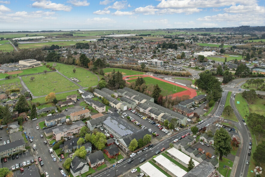 More Photos Of 1895 H St, Arcata Apartments For Sale