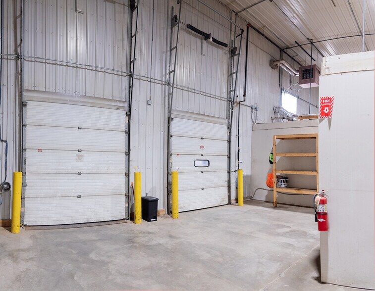 More Photos Of 2330 County Road 137, Waite Park Manufacturing For Lease