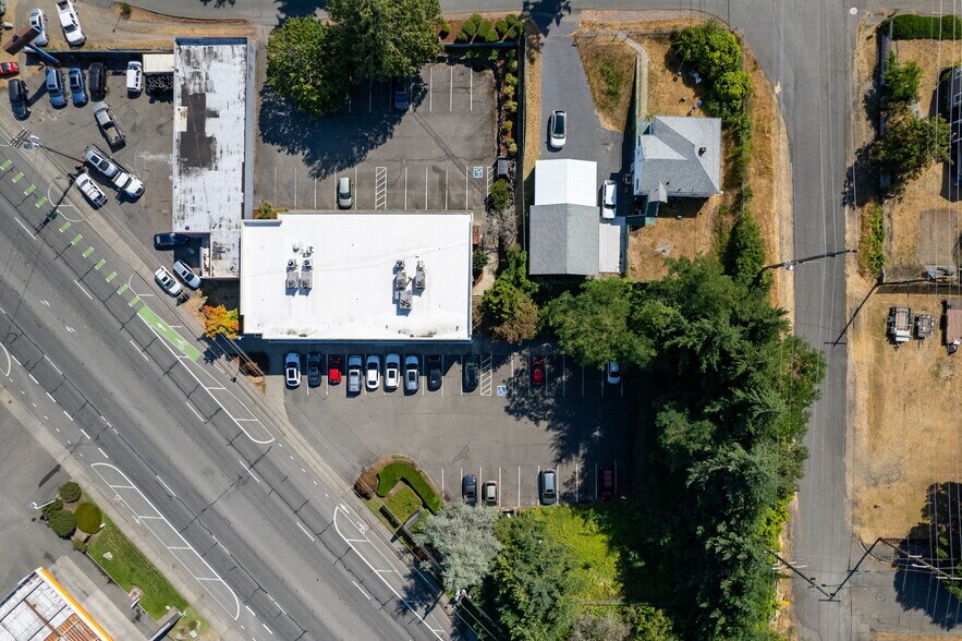 More Photos Of 3721 Kitsap Way, Bremerton Office For Lease