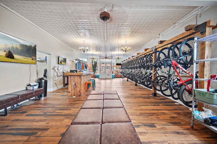 More Photos Of 1501 W Colorado Ave, Colorado Springs Storefront Retail Residential For Sale