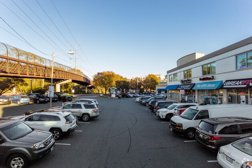 More Photos Of 1051-1083 W Broad St, Falls Church Unknown For Lease