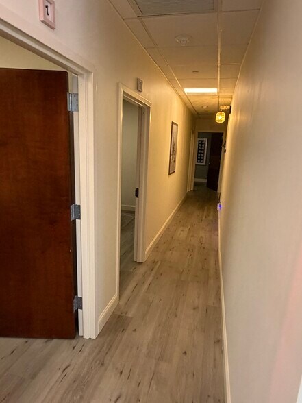 More Photos Of 651 Old Country Rd, Plainview Medical For Lease