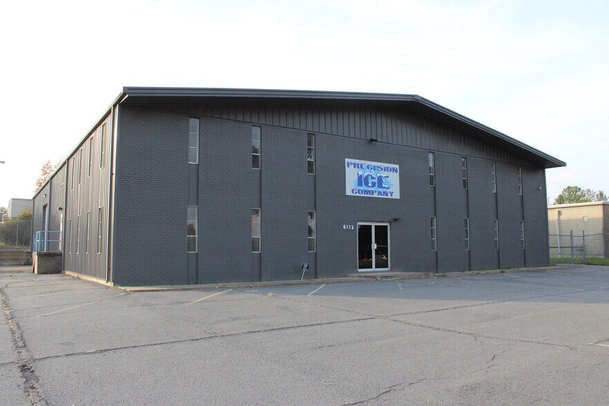 More Photos Of 6112 Patterson Rd, Little Rock Light Distribution For Sale