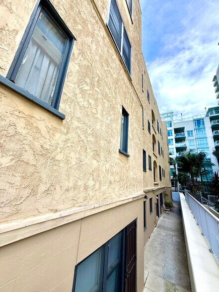 More Photos Of 1541 8th Ave, San Diego Apartments For Sale