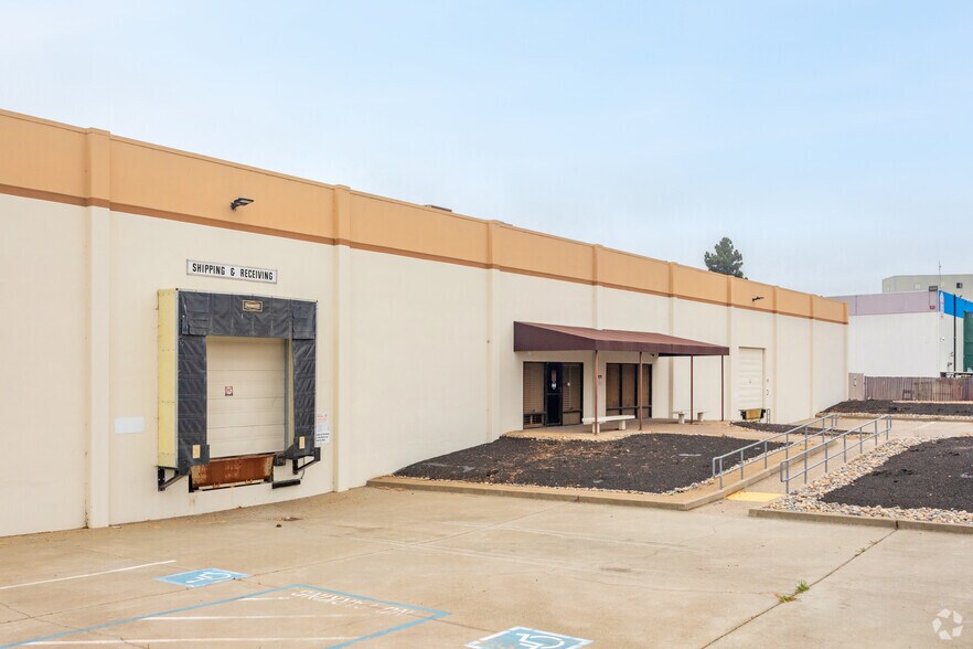 More Photos Of 1833 Stearman Ave, Hayward Manufacturing For Lease