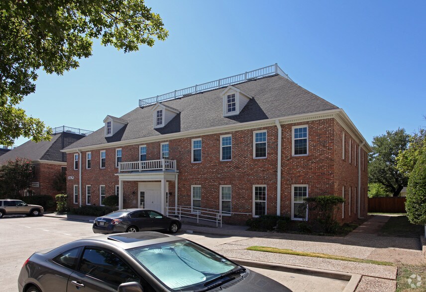 More Photos Of 17762 Preston Rd, Dallas Medical For Lease