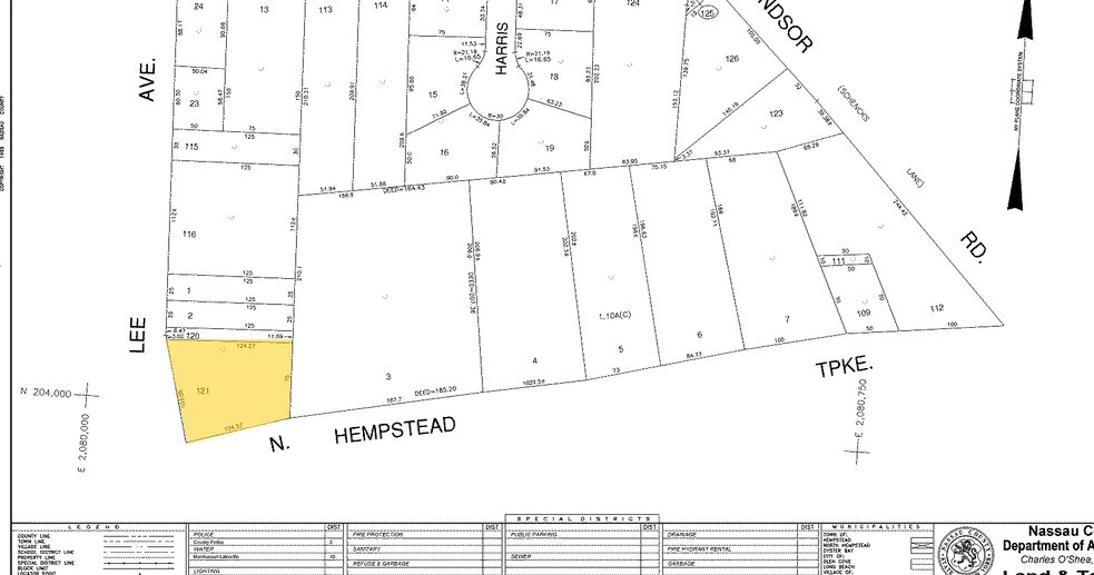 Primary Photo Of 825 Northern Blvd, Great Neck Medical For Lease