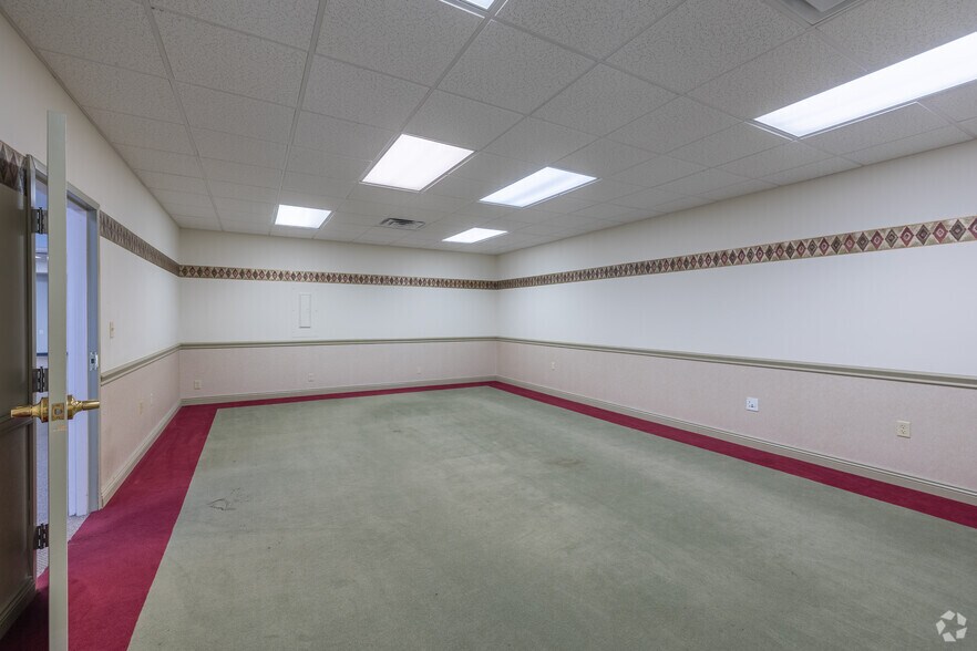More Photos Of 613-627 Walnut St, Mckeesport Medical For Sale