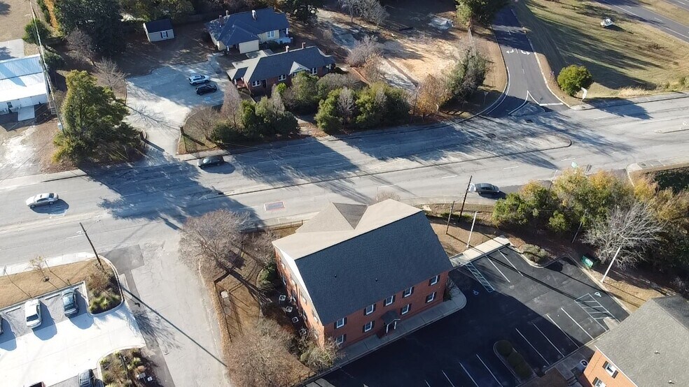 More Photos Of 150 N 9th St, West Columbia Office For Sale
