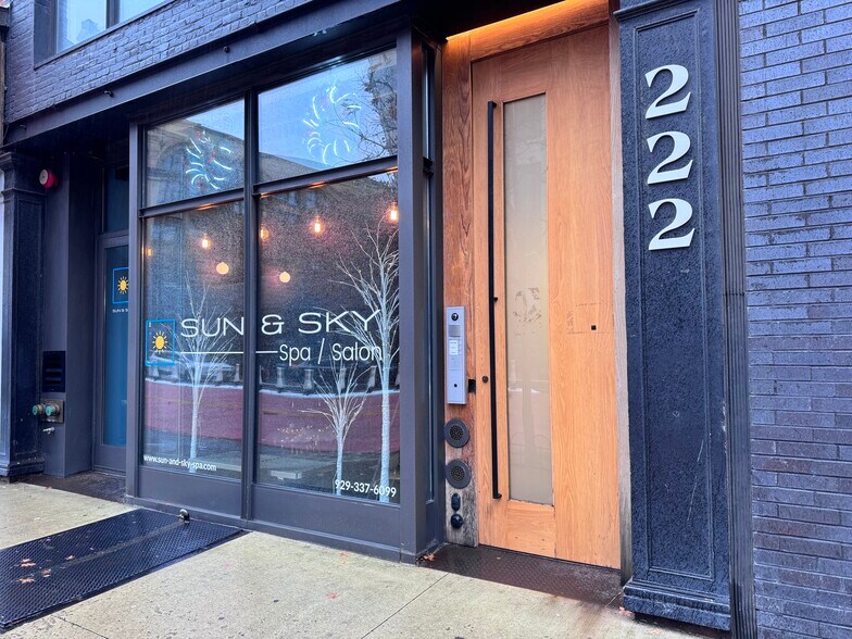 More Photos Of 222 Livingston St, Brooklyn Multifamily For Lease