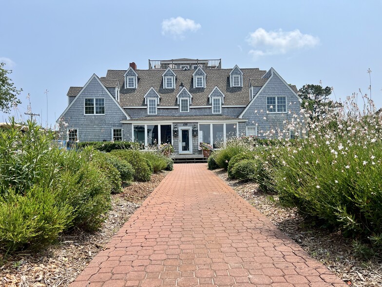 More Photos Of 155 Silver Lake Dr, Ocracoke Hospitality For Sale