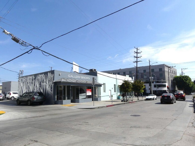 More Photos Of 8379-8389 W 3rd St, Los Angeles Storefront For Lease