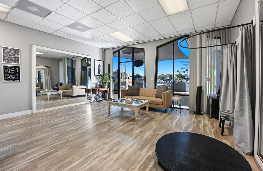 More Photos Of 910 W San Marcos Blvd, San Marcos Unknown For Lease