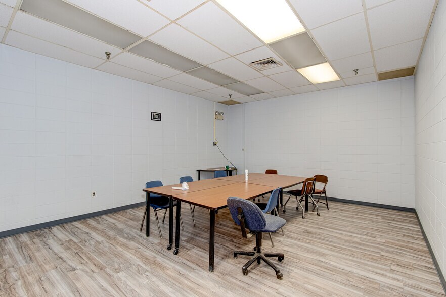 More Photos Of 418 Ascauga Lake Rd, Graniteville Manufacturing For Lease