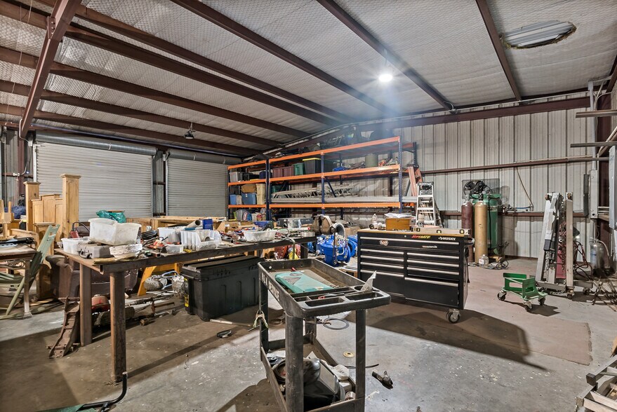More Photos Of 9259 Hwy 290 E Hwy, Chappell Hill Auto Repair For Sale