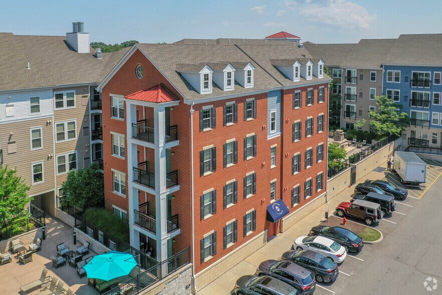 More Photos Of 1 Village Grn, Patchogue Apartments For Lease