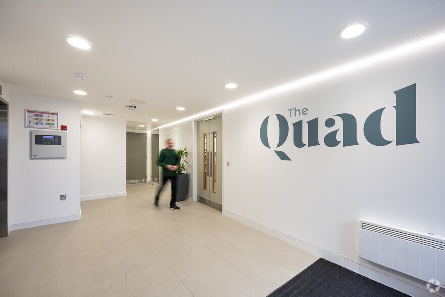 More Photos Of Charles Sq, Bracknell Coworking Space