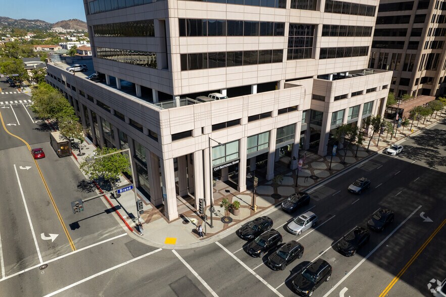 More Photos Of 550 N Brand Blvd, Glendale Office For Lease