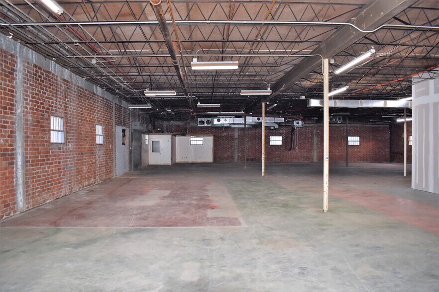 More Photos Of 1550 Jackson Ferry Rd, Montgomery Distribution For Lease
