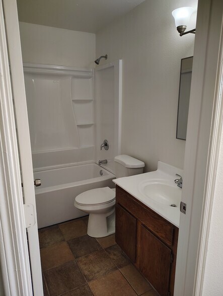 More Photos Of 2560 S Yavapai Rd, Apache Junction Multifamily For Sale