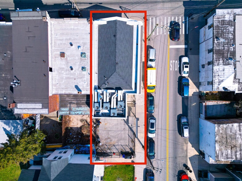 More Photos Of 2940 Richmond Ter, Staten Island Loft Creative Space For Sale