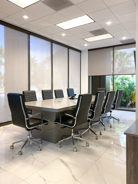 More Photos Of 7200 Corporate Center Dr, Miami Unknown For Lease