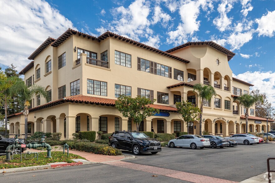 Primary Photo Of 771 E Daily Dr, Camarillo Medical For Lease