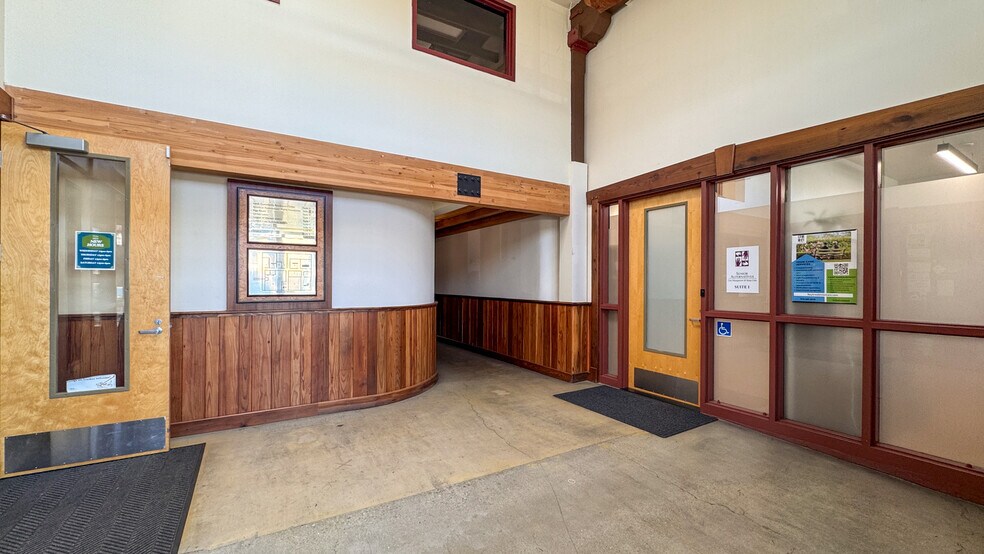 More Photos Of 2530 San Pablo Ave, Berkeley Office For Lease