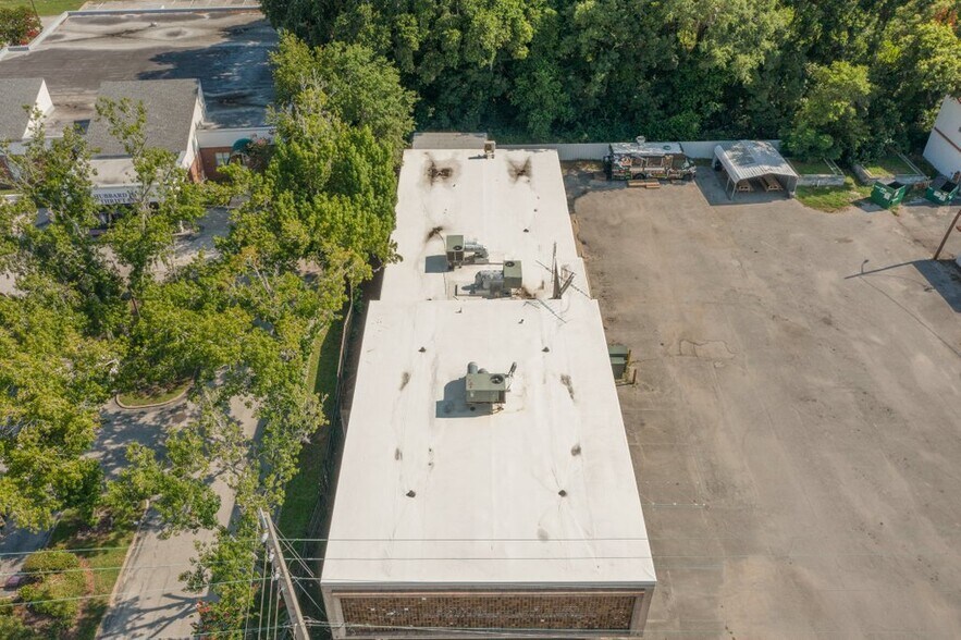 More Photos Of 6701 Beach Blvd, Jacksonville Freestanding For Lease