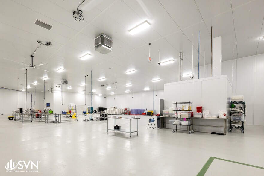 More Photos Of 2375 Fortune Dr, Lexington Manufacturing For Lease