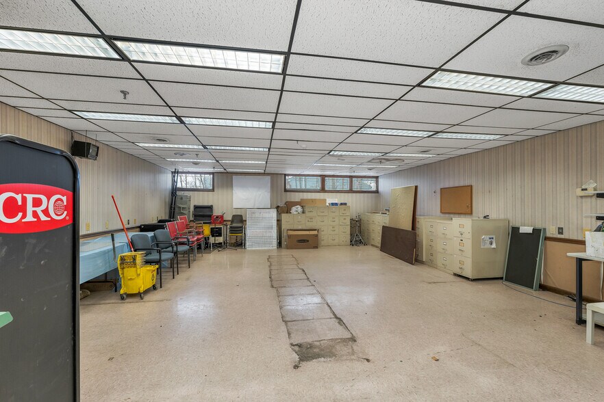 More Photos Of 935 Union Ave, Laconia Industrial For Sale