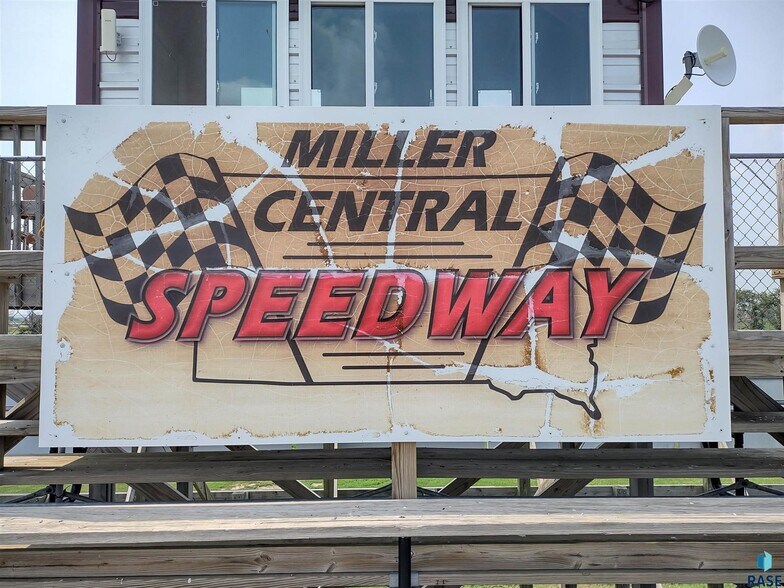 More Photos Of 1300 SE 3rd Ave, Miller Land For Sale