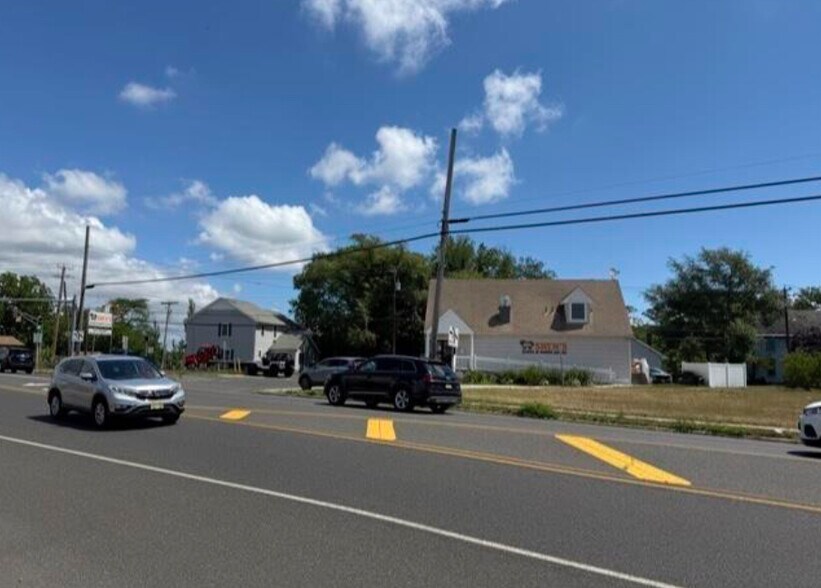 More Photos Of 2 Bethel Rd, Somers Point Restaurant For Sale