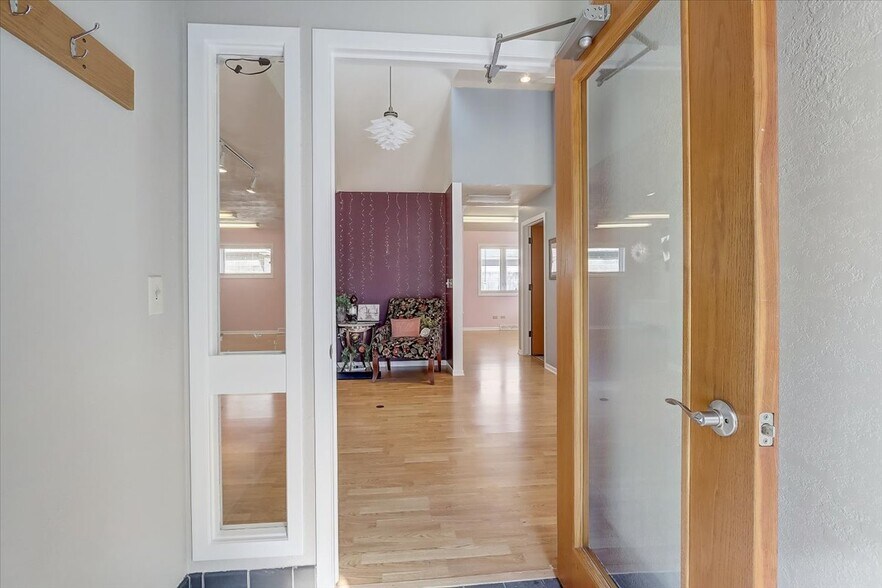 More Photos Of 111-113 Depot, Johnson Creek Medical For Sale