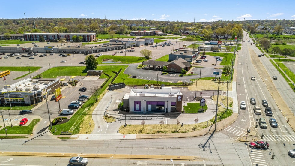 More Photos Of 1810 E Seymour Ave, Cincinnati Fast Food For Sale