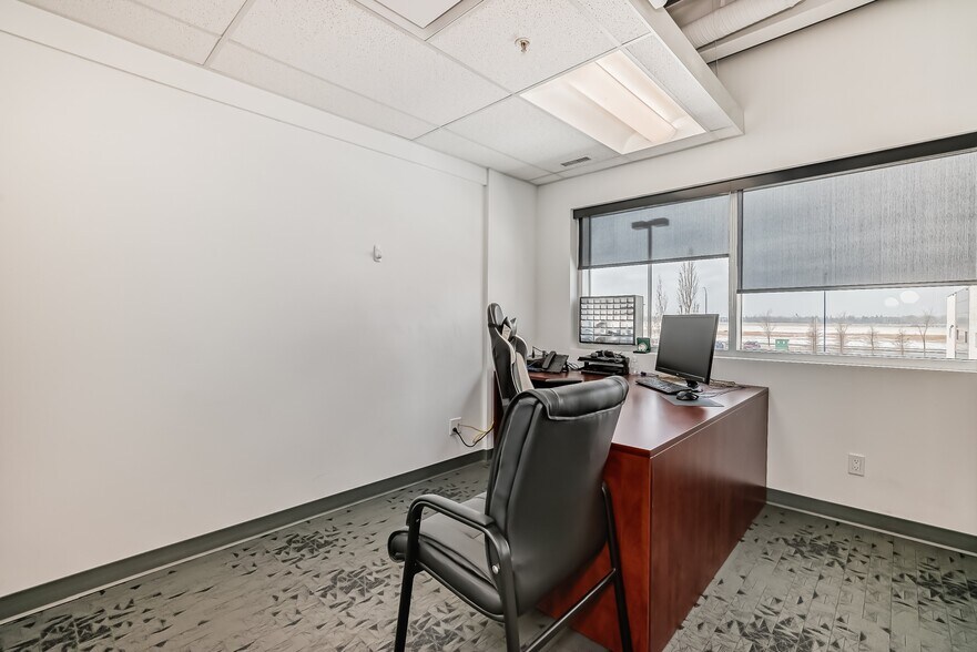 More Photos Of 9040-9058 22nd Ave SW, Edmonton Showroom For Sale