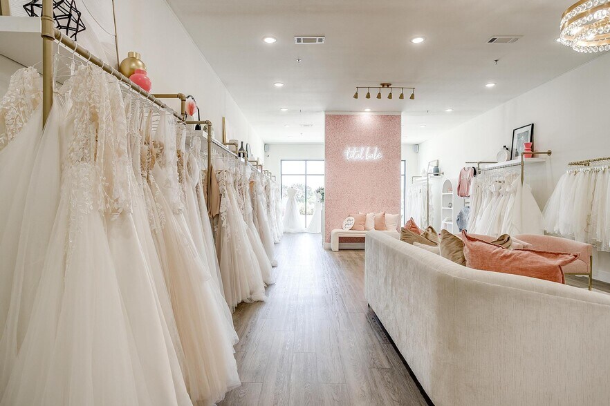 More Photos Of 1801 Lone Oak Rd, Weatherford Storefront Retail Office For Lease