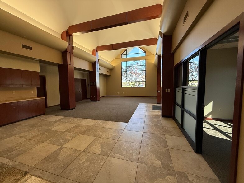 More Photos Of 2221 W 31st St, Lawrence Bank For Sale