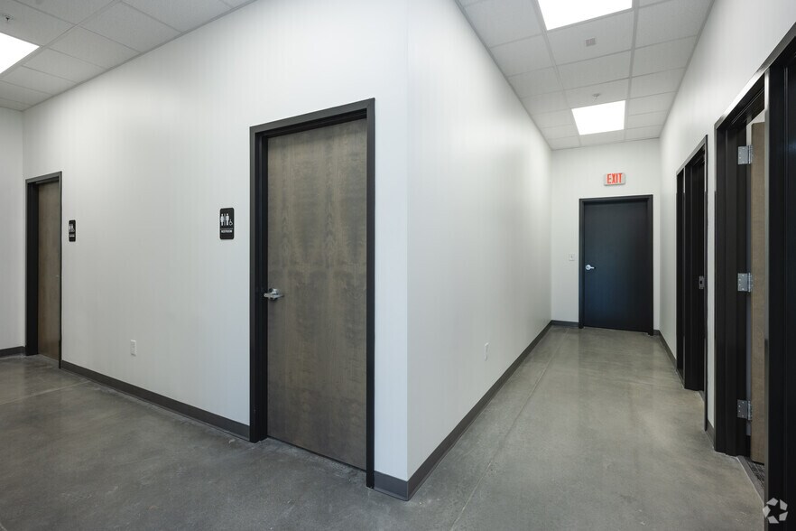 More Photos Of 1 Hyatt St, Gaffney Unknown For Lease