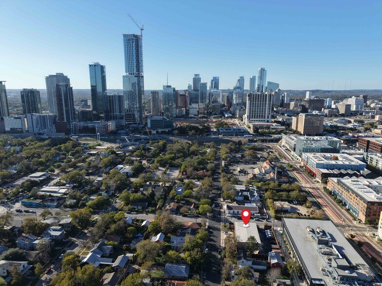 More Photos Of 1200 E 3rd St, Austin Office For Lease