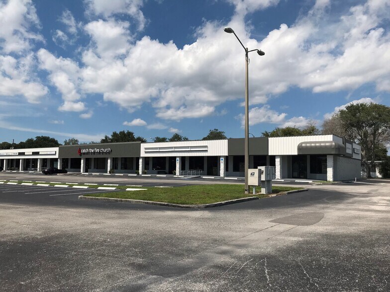 More Photos Of 12654-12734 Starkey Rd, Largo Storefront For Lease