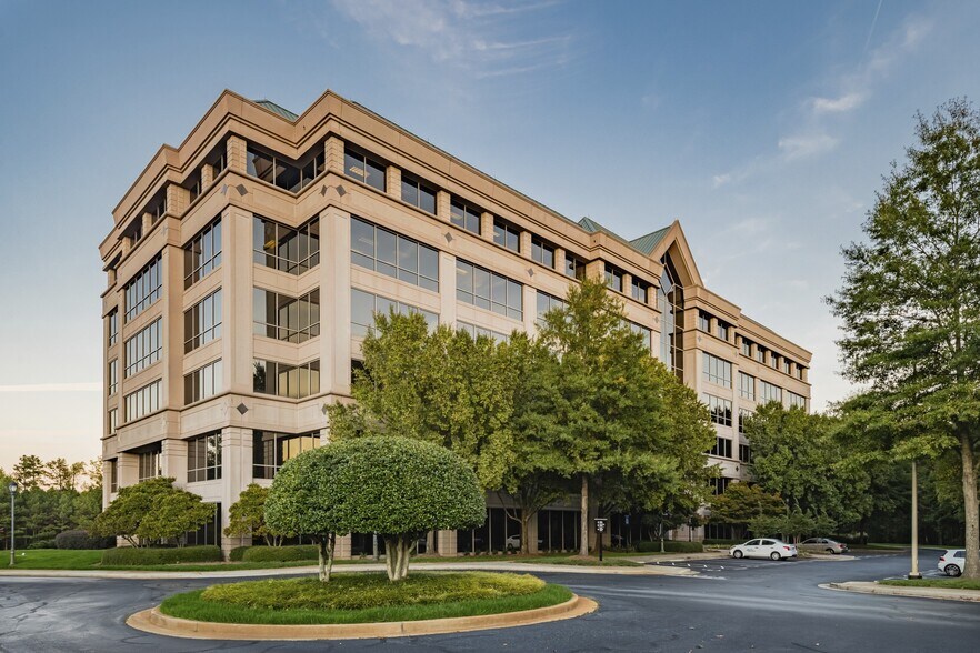 More Photos Of 500 Colonial Center Pky, Roswell Office For Lease