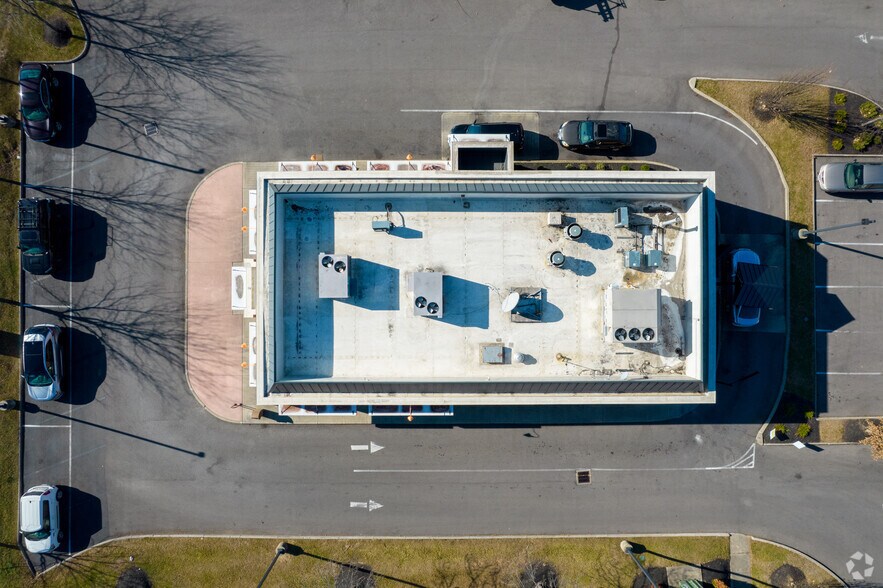 More Photos Of 5150 Tuttle Crossing Blvd, Dublin Fast Food For Sale