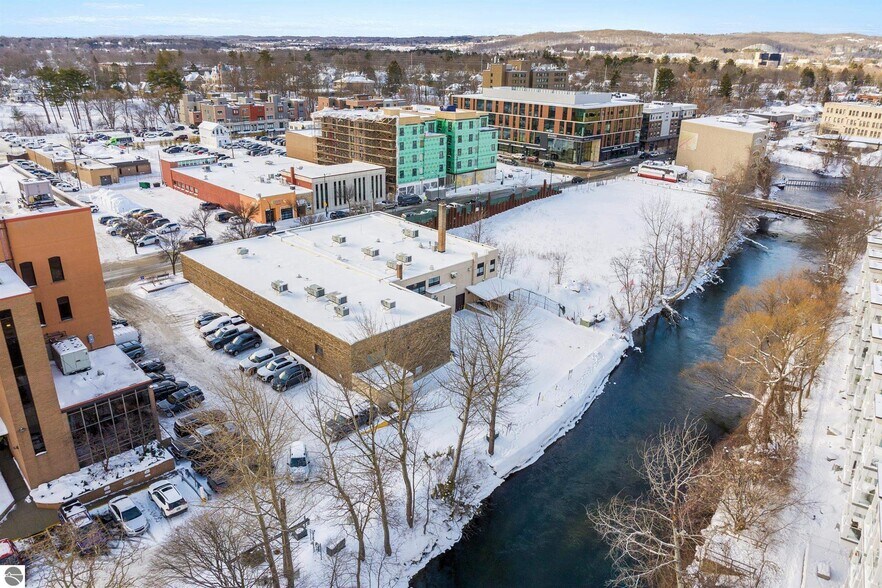 More Photos Of 116 W Front St, Traverse City Medical For Sale